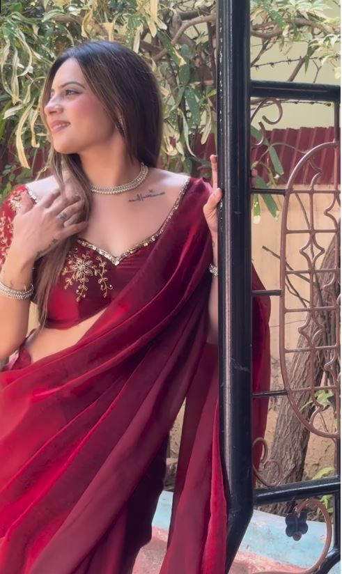ready to wear saree,readymade saree,one minute saree, 1 minute saree, stitched saree, pre pleated saree , pre draped saree
