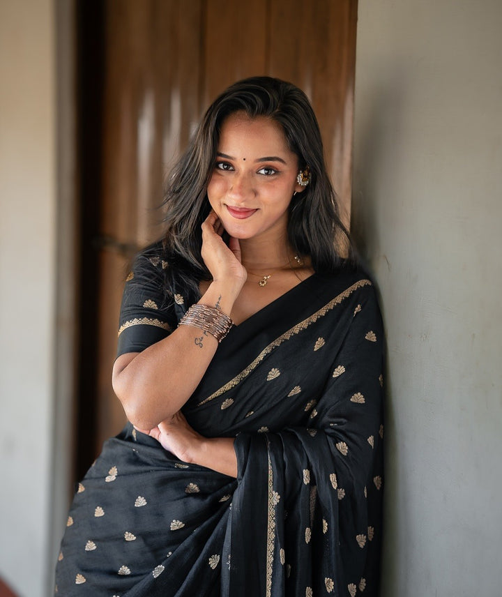 ready to wear saree,readymade saree,one minute saree, 1 minute saree, stitched saree, pre pleated saree , pre draped saree
