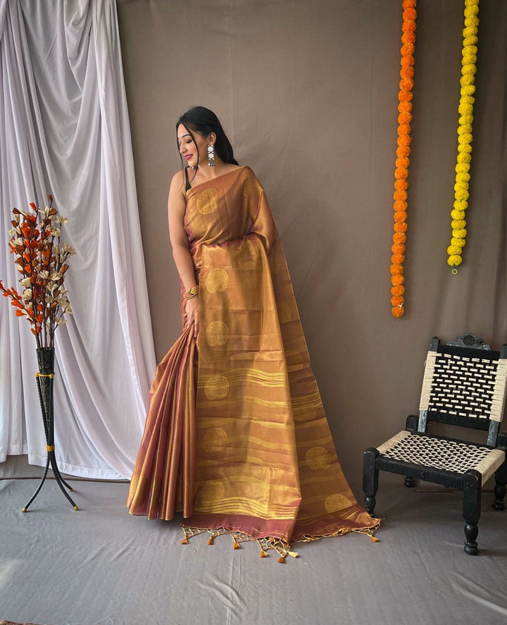 ready to wear saree,readymade saree,one minute saree, 1 minute saree, stitched saree, pre pleated saree , pre draped saree
