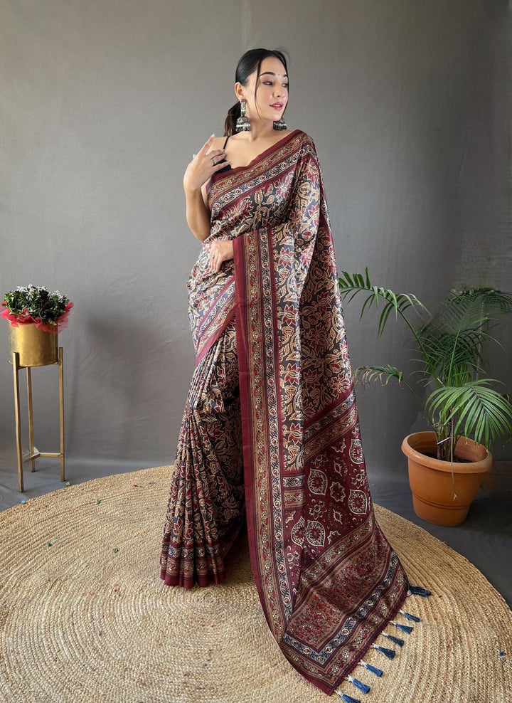 ready to wear saree,readymade saree,one minute saree, 1 minute saree, stitched saree, pre pleated saree , pre draped saree
