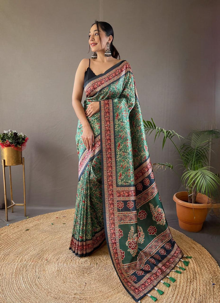 ready to wear saree,readymade saree,one minute saree, 1 minute saree, stitched saree, pre pleated saree , pre draped saree
