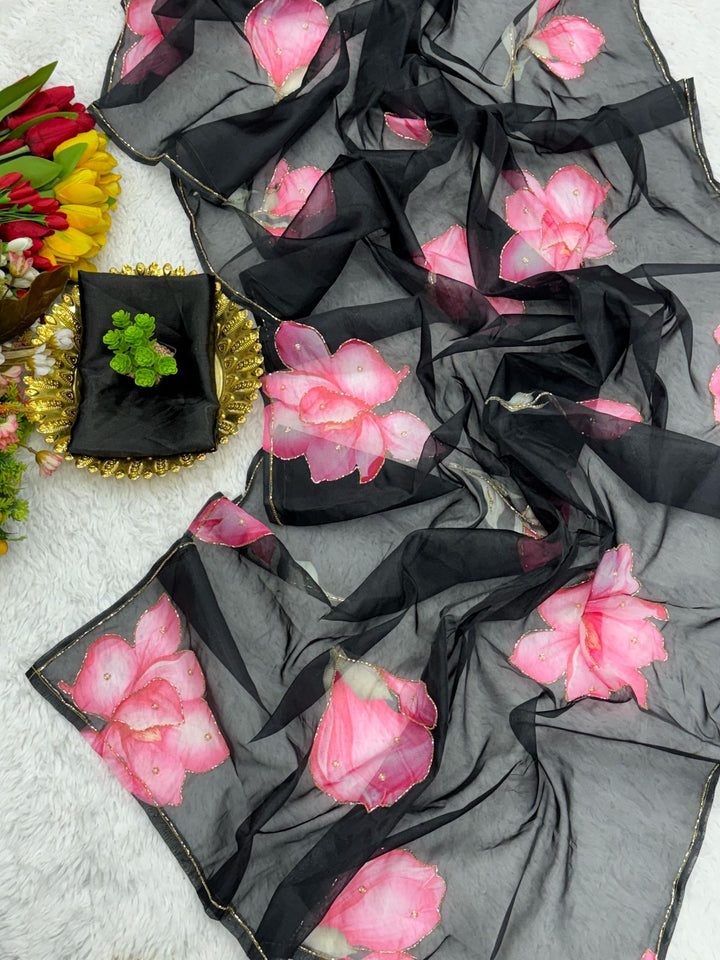 ready to wear saree,readymade saree,one minute saree, 1 minute saree, stitched saree, pre pleated saree , pre draped saree
