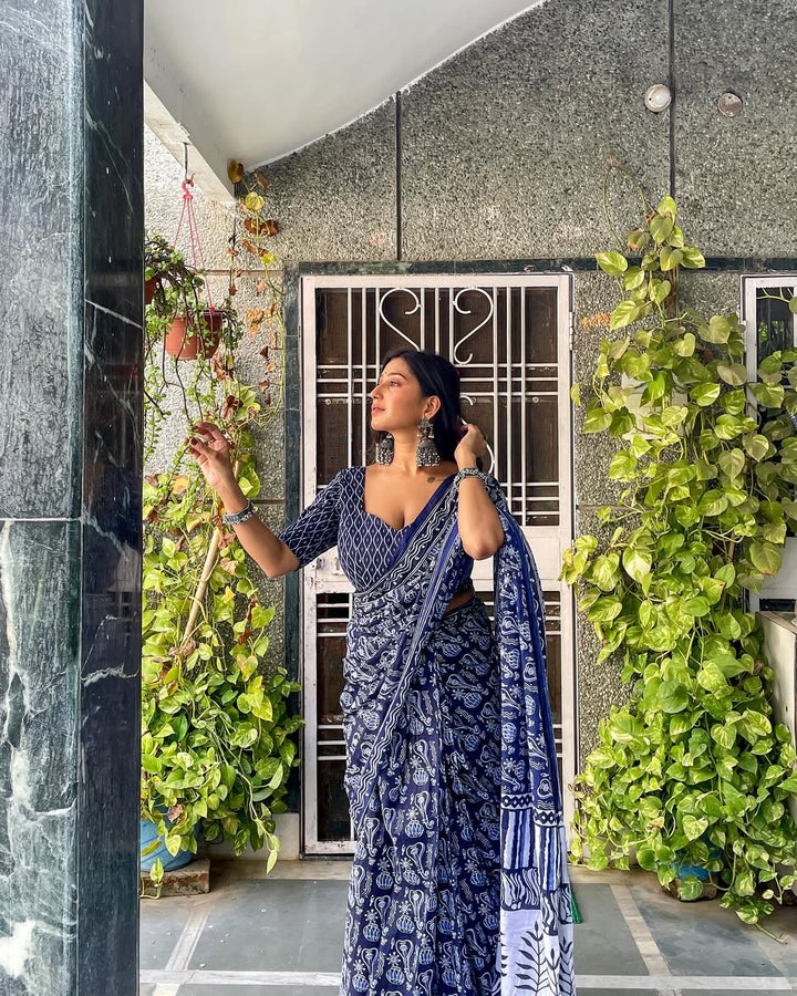 ready to wear saree,readymade saree,one minute saree, 1 minute saree, stitched saree, pre pleated saree , pre draped saree
