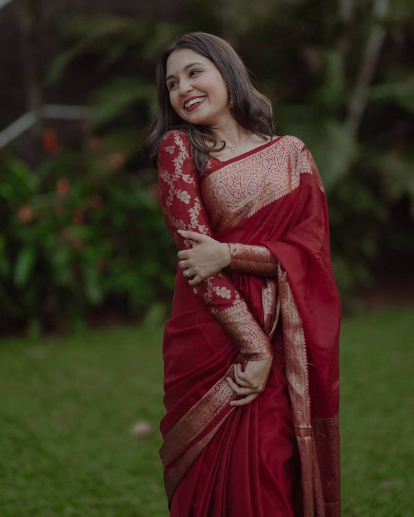 ready to wear saree,readymade saree,one minute saree, 1 minute saree, stitched saree, pre pleated saree , pre draped saree
