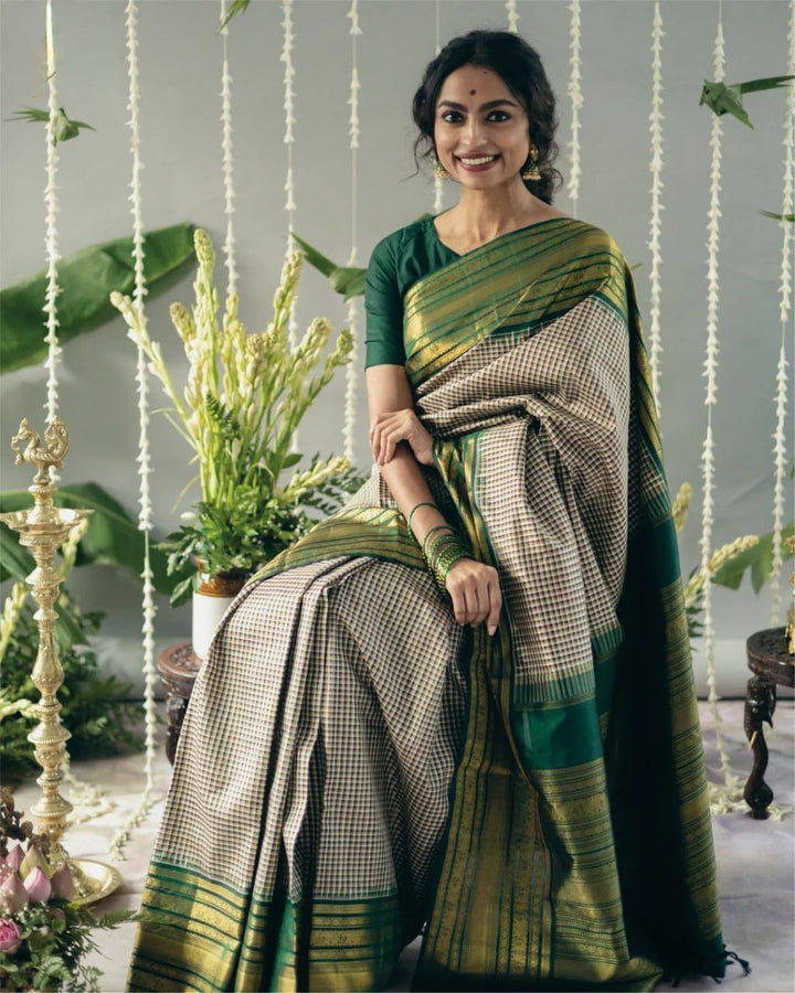 ready to wear saree,readymade saree,one minute saree, 1 minute saree, stitched saree, pre pleated saree , pre draped saree
