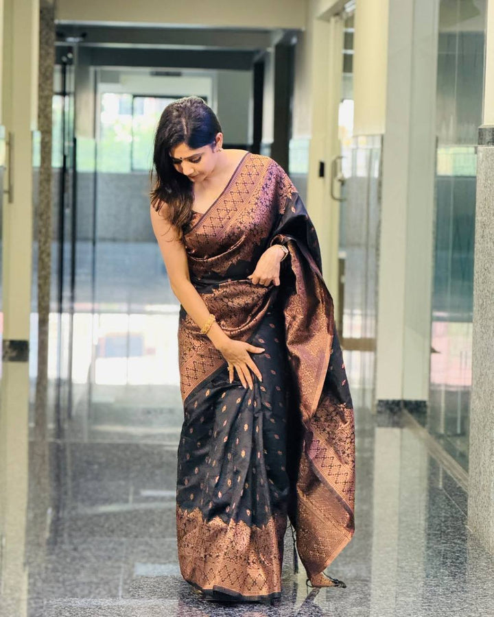 ready to wear saree,readymade saree,one minute saree, 1 minute saree, stitched saree, pre pleated saree , pre draped saree
