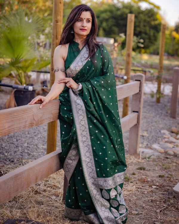 Ready-to-Wear Green Lichi Silk Banarasi Saree with Rich Pallu | Effortless Elegance | Luxurious Drapes